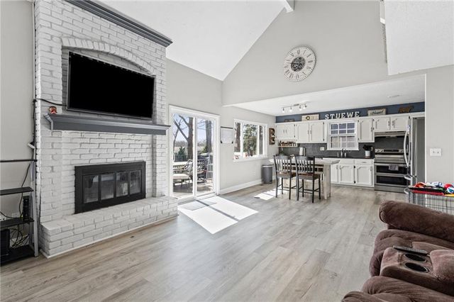 12725 W 116th Street, Overland Park, KS 66210