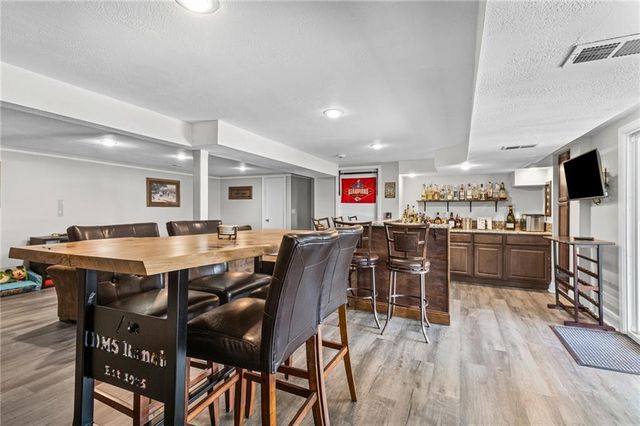 12725 W 116th Street, Overland Park, KS 66210