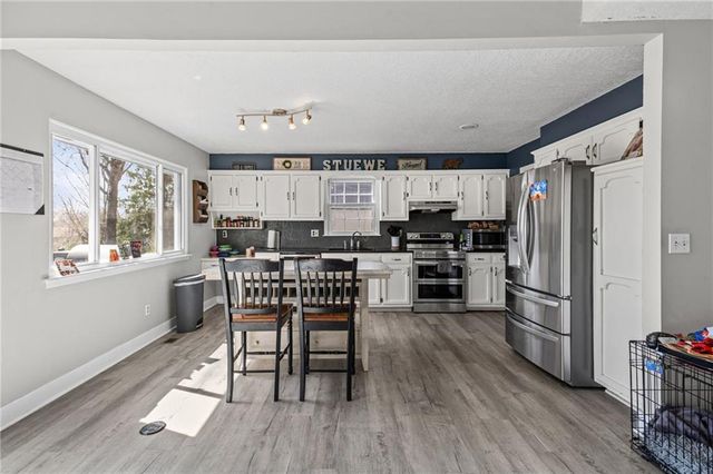 12725 W 116th Street, Overland Park, KS 66210