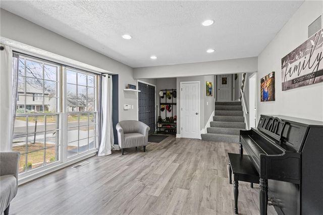 12725 W 116th Street, Overland Park, KS 66210