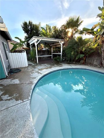 1335 Torrey Pines Court, Atwater, CA 95301