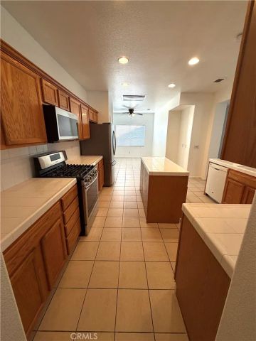 1335 Torrey Pines Court, Atwater, CA 95301