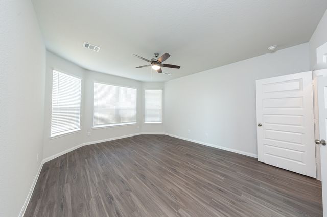 6900 Night Owl Lane, Fort Worth, TX 76036