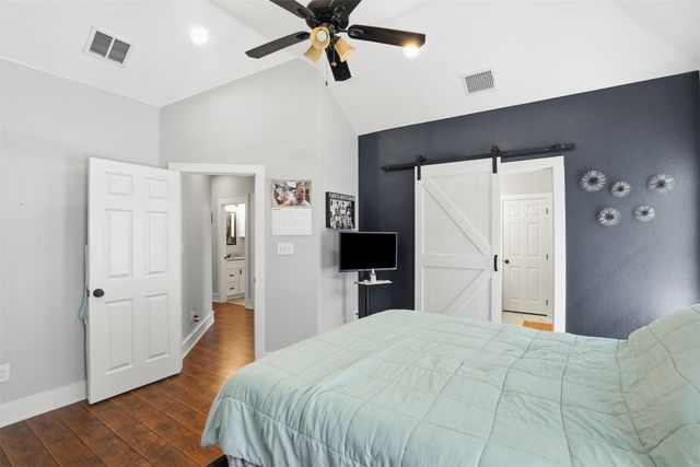 5016 Elizabeth Street, Granbury, TX 76048