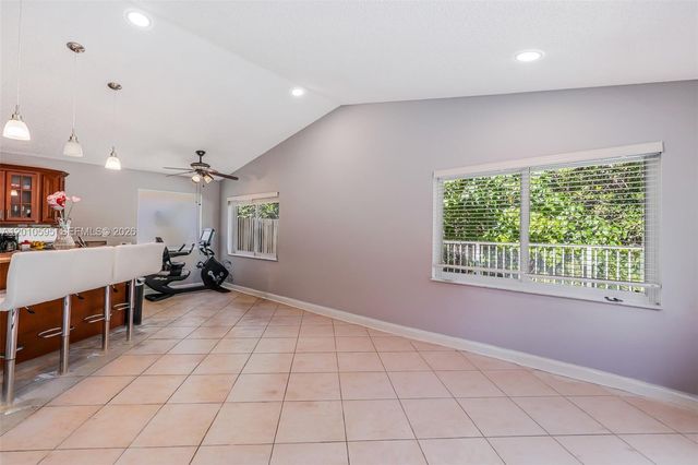 1065 Weeping Willow Way, Hollywood, FL 33019