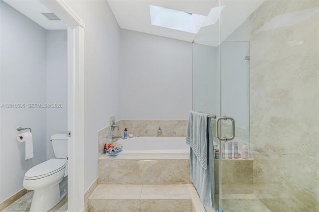 1065 Weeping Willow Way, Hollywood, FL 33019