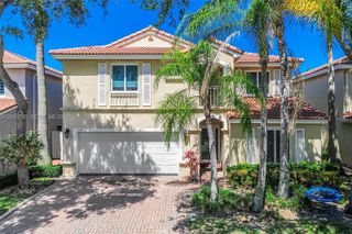 1065 Weeping Willow Way, Hollywood, FL 33019