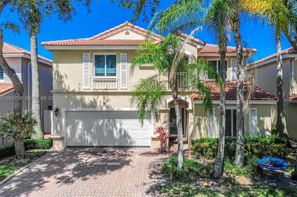 1065 Weeping Willow Way, Hollywood, FL 33019