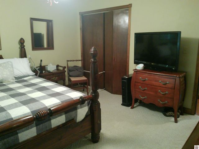 6051 Oakhaven Dr, Paducah, KY 42003