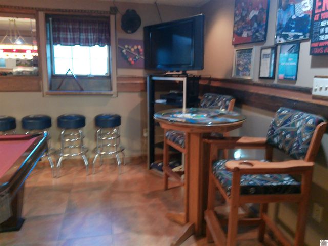 6051 Oakhaven Dr, Paducah, KY 42003