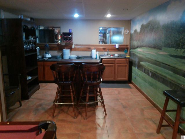 6051 Oakhaven Dr, Paducah, KY 42003