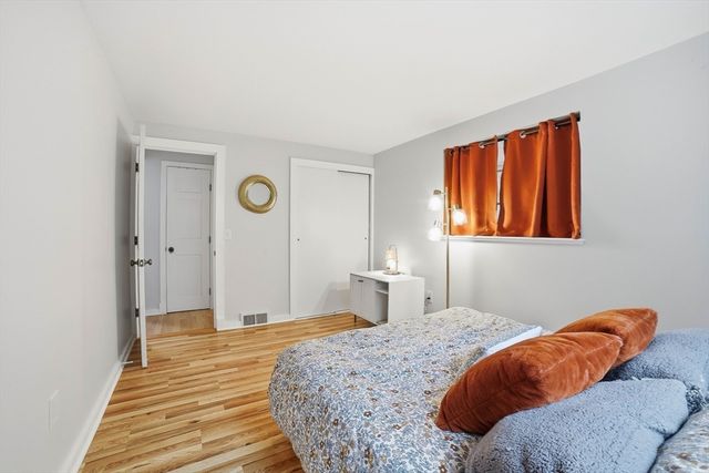 11 Scenic Drive, Worcester, MA 01602