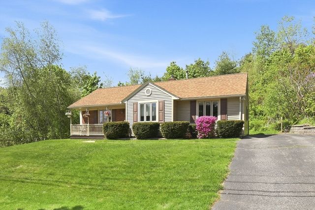 11 Scenic Drive, Worcester, MA 01602