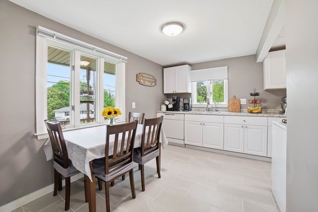 11 Scenic Drive, Worcester, MA 01602