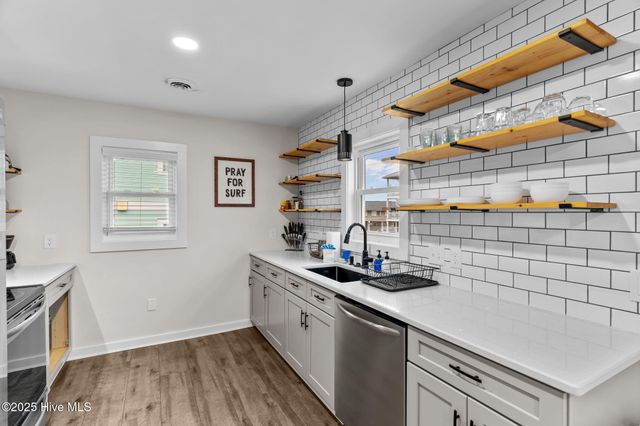 1504 Canal Drive, Carolina Beach, NC 28428
