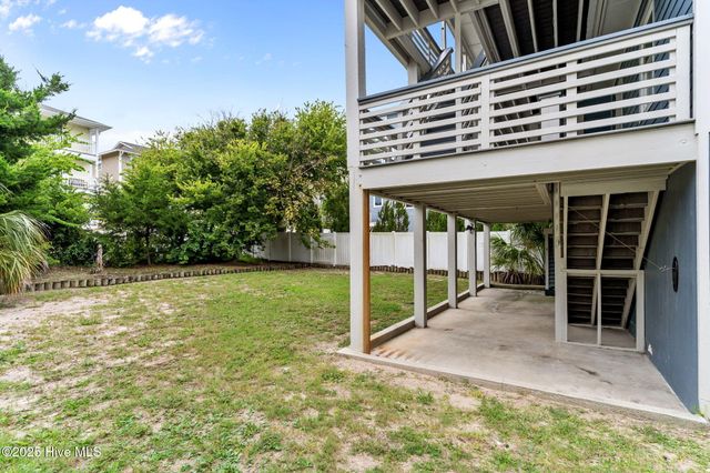 1504 Canal Drive, Carolina Beach, NC 28428