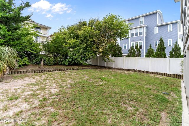 1504 Canal Drive, Carolina Beach, NC 28428