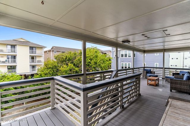 1504 Canal Drive, Carolina Beach, NC 28428