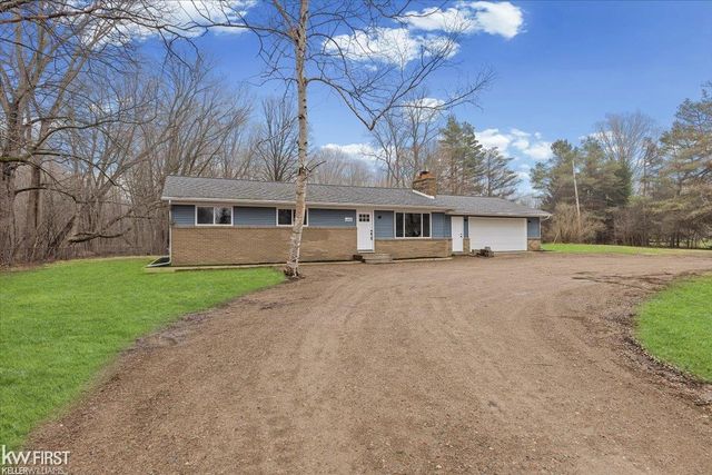 3755 Dartmouth Road, Oxford, MI 48371