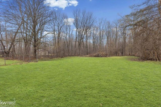 3755 Dartmouth Road, Oxford, MI 48371