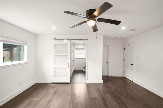 5207 Wigton Drive, Houston, TX 77096