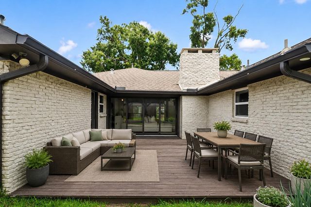 5207 Wigton Drive, Houston, TX 77096