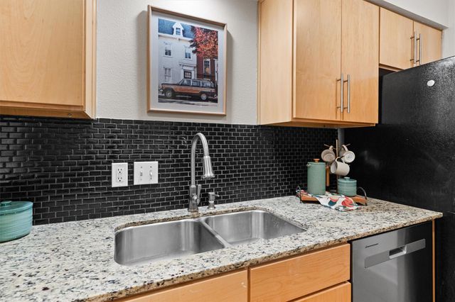 3815 Guadalupe ST 204, Austin, TX 78751