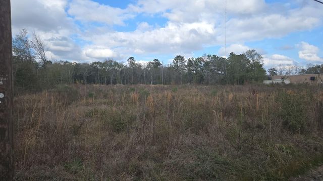 27647 Fm 2090 Road, Splendora, TX 77372