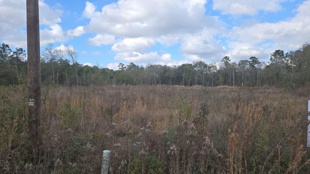 27647 Fm 2090 Road, Splendora, TX 77372