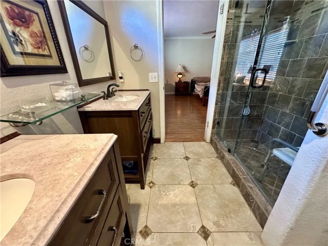 23856 Outrigger, Canyon Lake, CA 92587