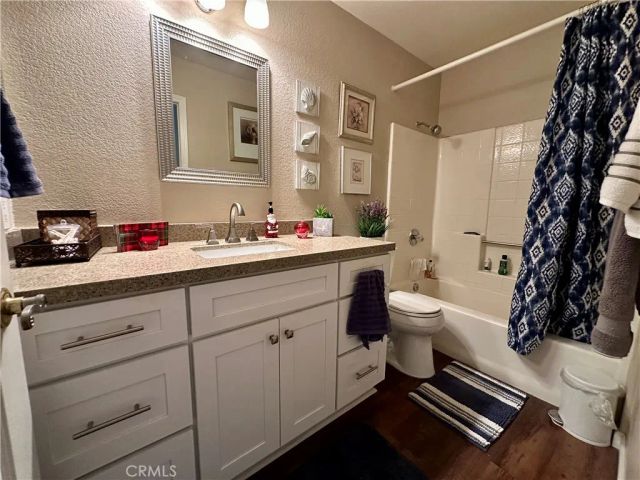 23856 Outrigger, Canyon Lake, CA 92587