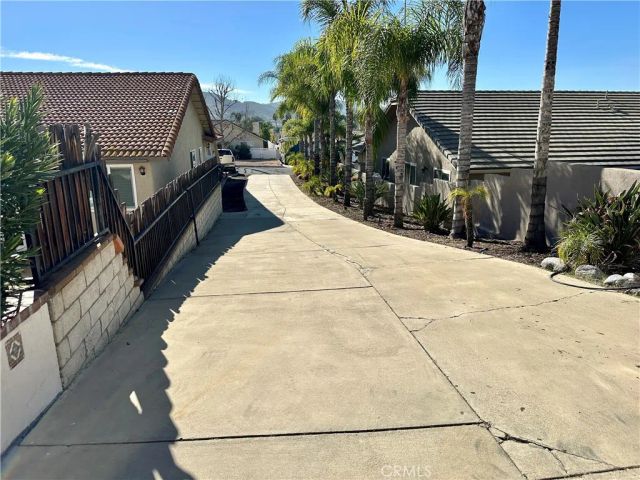 23856 Outrigger, Canyon Lake, CA 92587
