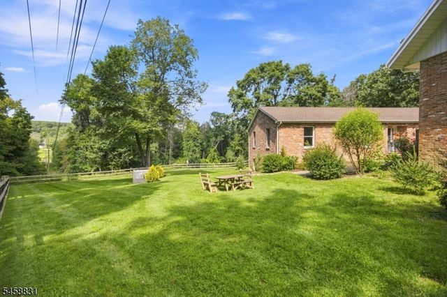 14 End O Lane Trl, Vernon Twp., NJ 07461