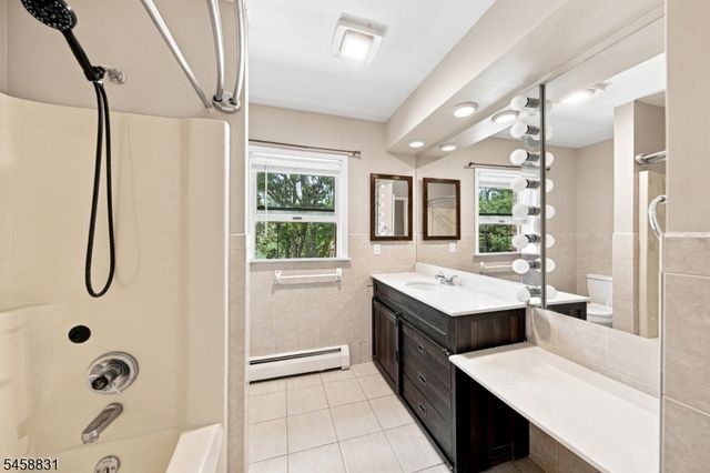 14 End O Lane Trl, Vernon Twp., NJ 07461