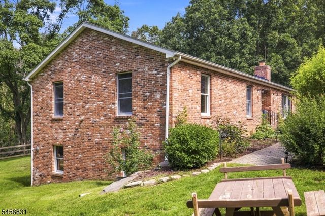 14 End O Lane Trl, Vernon Twp., NJ 07461