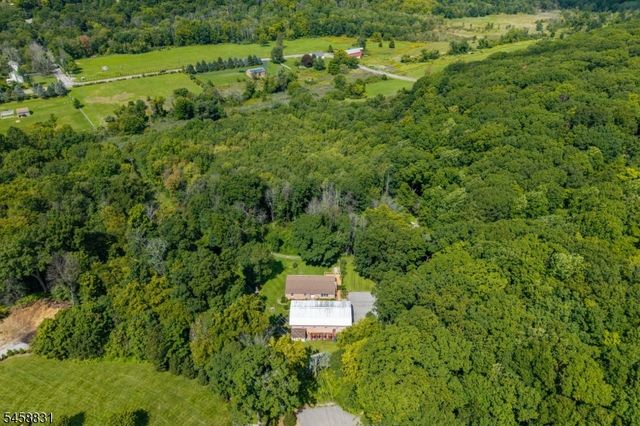 14 End O Lane Trl, Vernon Twp., NJ 07461