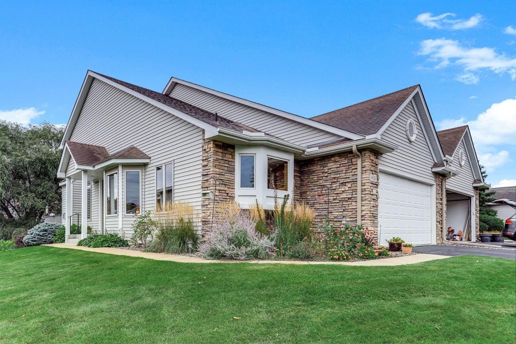 4626 Greenhaven Drive, White Bear Lake, MN 55127 — exterior