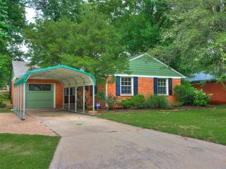 1213 Leslie Lane, Norman, OK 73069
