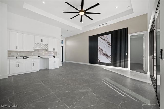 109 SW 37th PL, Cape Coral, FL 33991