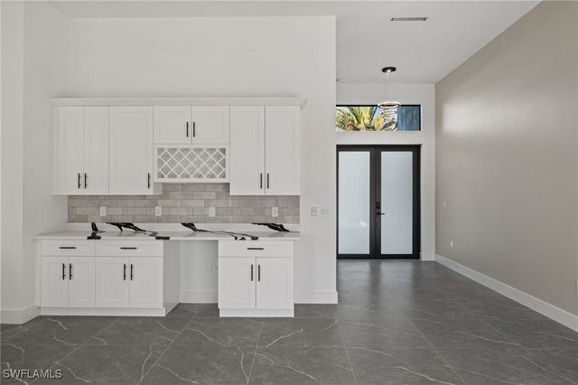 109 SW 37th PL, Cape Coral, FL 33991