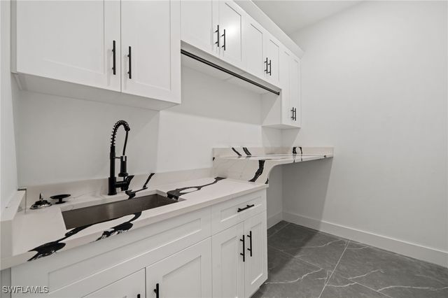 109 SW 37th PL, Cape Coral, FL 33991