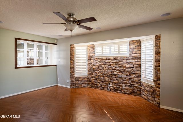 12297 Kingsgate Court, El Paso, TX 79928