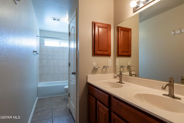 12297 Kingsgate Court, El Paso, TX 79928