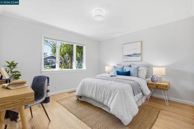 91 Shuey Dr, Moraga, CA 94556