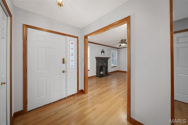 5116 Kennerly Place Drive, St Louis, MO 63128