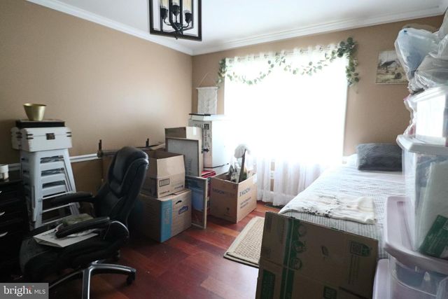 92 APPLE ORCHARD DR, Linden, VA 22642