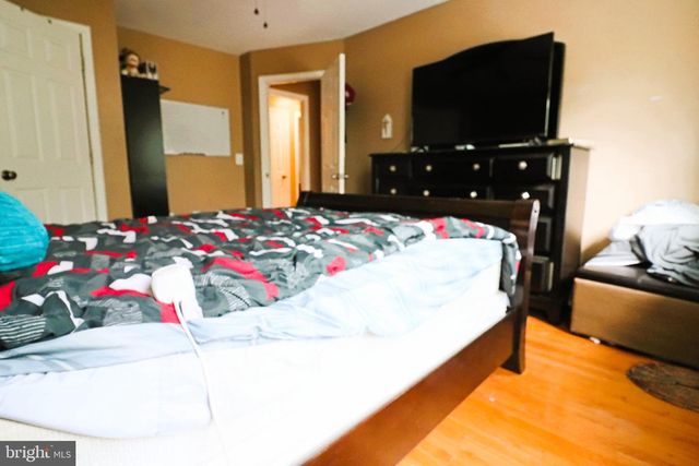 92 APPLE ORCHARD DR, Linden, VA 22642