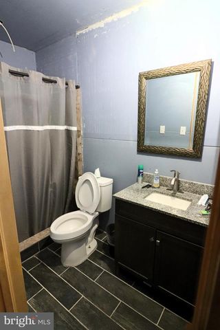 92 APPLE ORCHARD DR, Linden, VA 22642