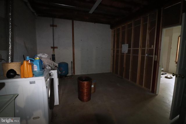 92 APPLE ORCHARD DR, Linden, VA 22642
