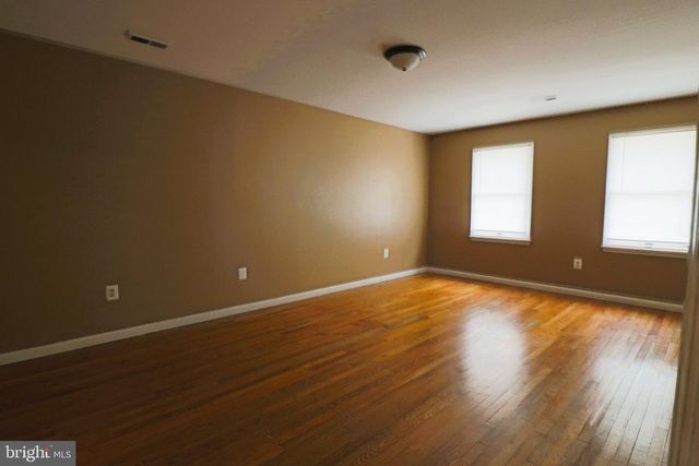 92 APPLE ORCHARD DR, Linden, VA 22642